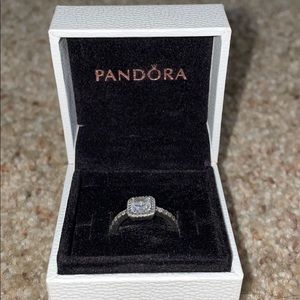 Pandora Timeless Elegance Square Ring